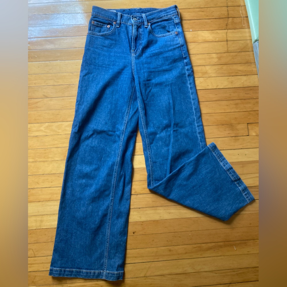 Gap women’s high stride high waist extra wide leg medium wash jeans 26 sz 2